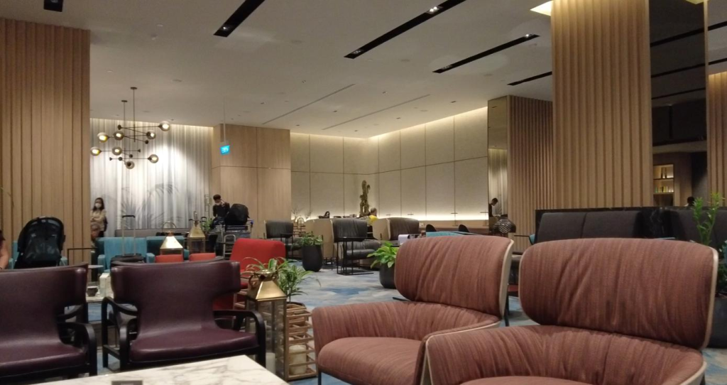 セゾンプラチナアメックス プライオリティパス ラウンジ