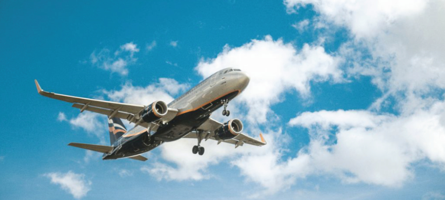 アメックスプラチナ入会 飛行機イメージ